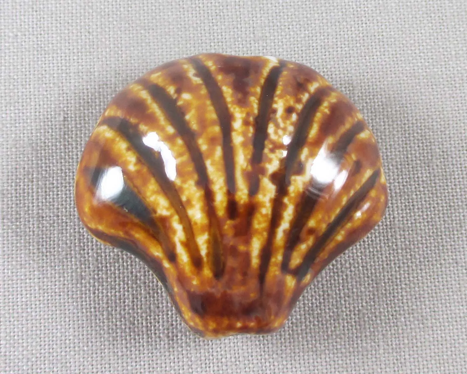 50% OFF!! Sea Shell Bead Brown Porcelain 1pc (0162)